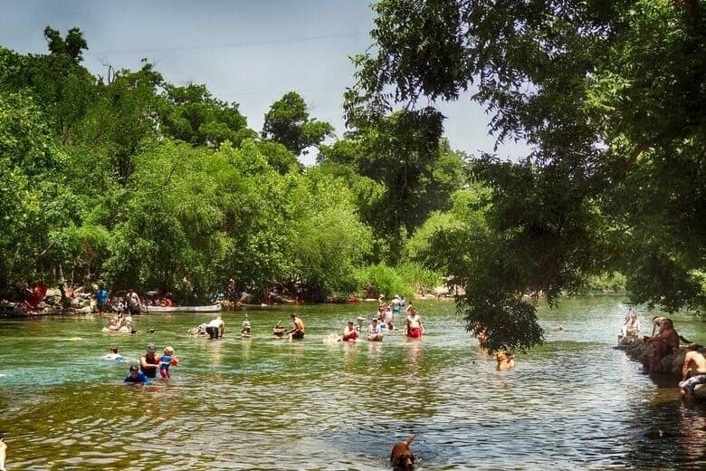 austin-texas-2000x2000-2168eb34a06116026fcdda7195a0c89ece0fab99.jpg